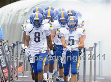 Thumbnail 1 in DeMatha vs. Loyola (I-95 Kickoff Classic) photogallery.