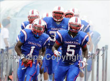 Thumbnail 1 in DeMatha vs. Loyola (I-95 Kickoff Classic) photogallery.