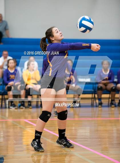 Thumbnail 2 in Thibodaux @ Ursuline Academy photogallery.