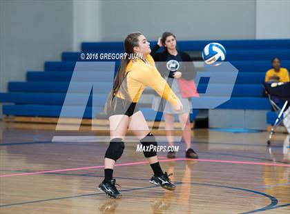 Thumbnail 2 in Thibodaux @ Ursuline Academy photogallery.