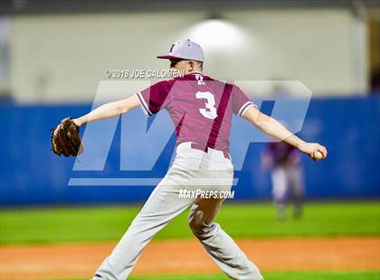 Thumbnail 3 in Highlands vs Burbank photogallery.