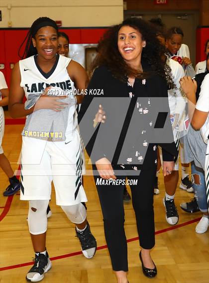 Thumbnail 2 in Oxford Academy vs. Lakeside (CIF SS D2A Finals) photogallery.