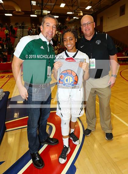 Thumbnail 3 in Oxford Academy vs. Lakeside (CIF SS D2A Finals) photogallery.