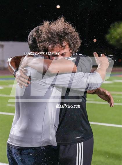 Thumbnail 1 in Madison Highland Prep vs Snowflake (AIA-2A Awards) photogallery.