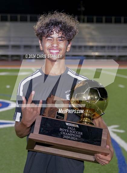 Thumbnail 2 in Madison Highland Prep vs Snowflake (AIA-2A Awards) photogallery.
