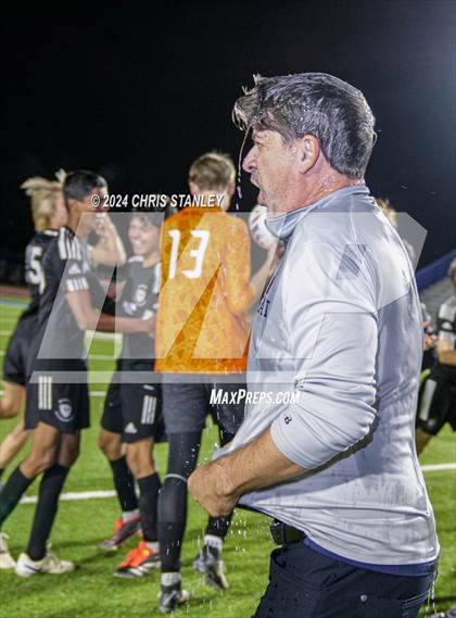 Thumbnail 2 in Madison Highland Prep vs Snowflake (AIA-2A Awards) photogallery.
