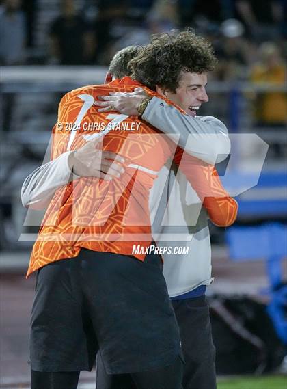 Thumbnail 3 in Madison Highland Prep vs Snowflake (AIA-2A Awards) photogallery.