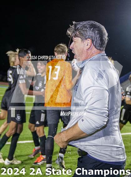 Thumbnail 3 in Madison Highland Prep vs Snowflake (AIA-2A Awards) photogallery.