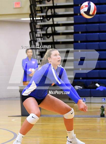 Thumbnail 2 in Durango vs Bishop Gorman photogallery.
