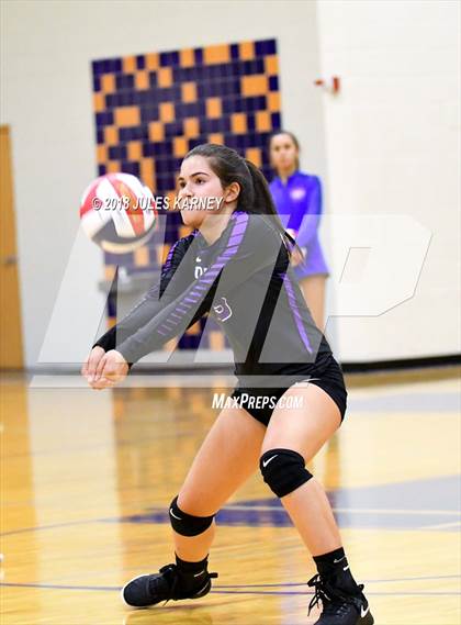 Thumbnail 2 in Durango vs Bishop Gorman photogallery.