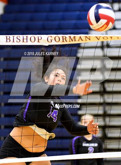 Thumbnail 2 in Durango vs Bishop Gorman photogallery.