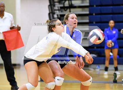 Thumbnail 3 in Durango vs Bishop Gorman photogallery.