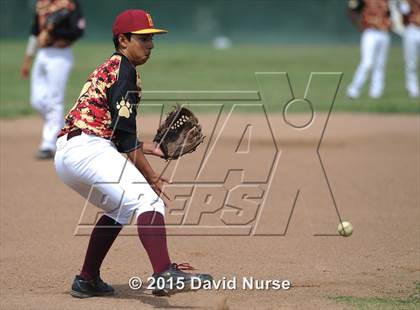 Thumbnail 3 in Knight vs. Highland photogallery.