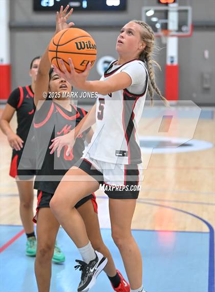 Thumbnail 3 in Cedar Valley vs. Coronado (Section 7) photogallery.