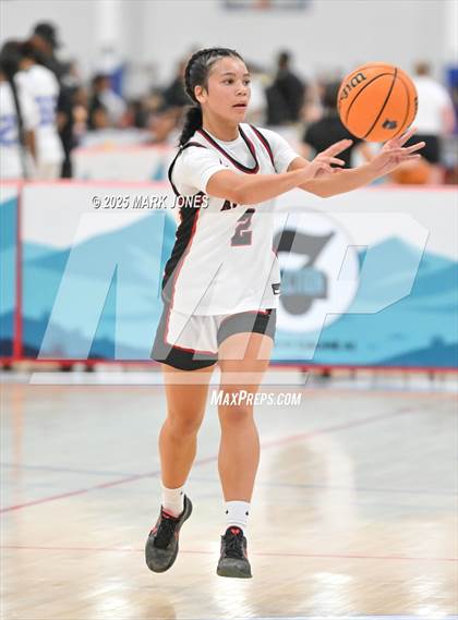 Thumbnail 2 in Cedar Valley vs. Coronado (Section 7) photogallery.