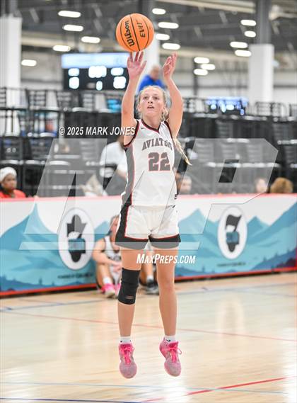 Thumbnail 2 in Cedar Valley vs. Coronado (Section 7) photogallery.