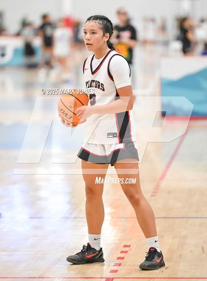 Thumbnail 3 in Cedar Valley vs. Coronado (Section 7) photogallery.