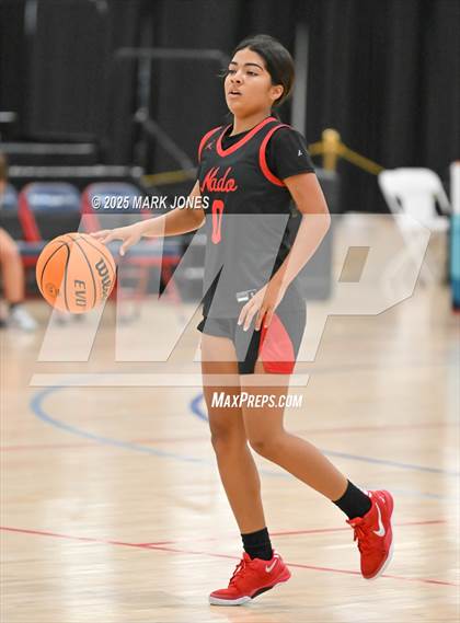 Thumbnail 2 in Cedar Valley vs. Coronado (Section 7) photogallery.