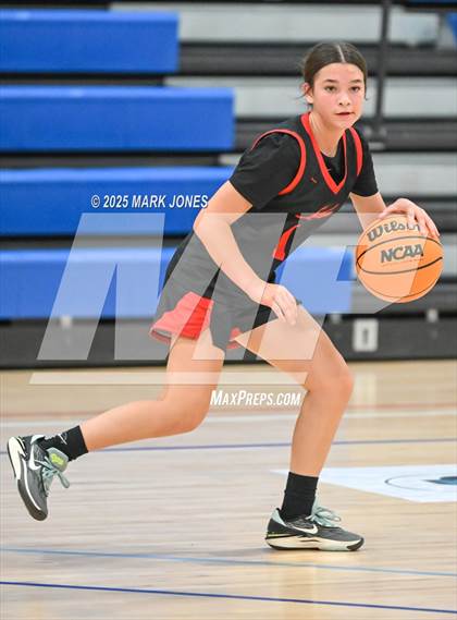 Thumbnail 2 in Cedar Valley vs. Coronado (Section 7) photogallery.