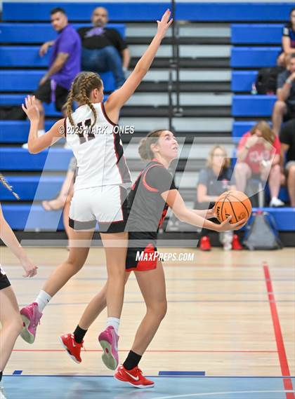 Thumbnail 2 in Cedar Valley vs. Coronado (Section 7) photogallery.