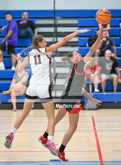 Thumbnail 2 in Cedar Valley vs. Coronado (Section 7) photogallery.