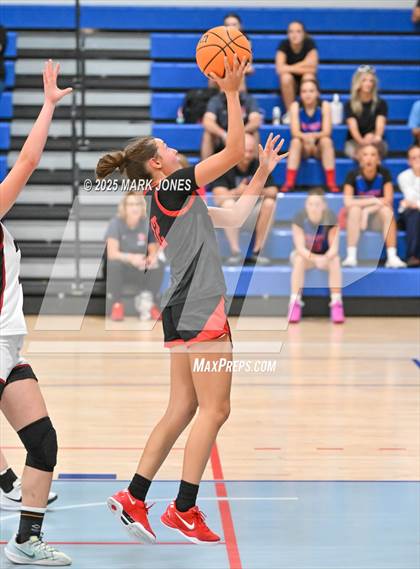 Thumbnail 3 in Cedar Valley vs. Coronado (Section 7) photogallery.