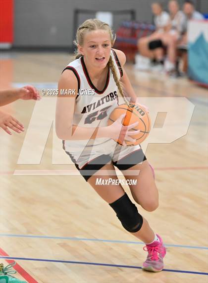 Thumbnail 3 in Cedar Valley vs. Coronado (Section 7) photogallery.