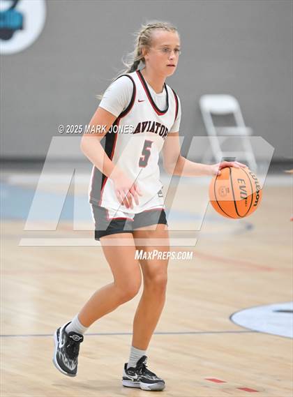 Thumbnail 2 in Cedar Valley vs. Coronado (Section 7) photogallery.