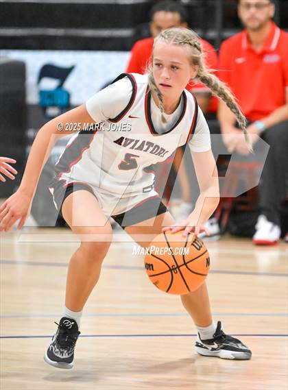 Thumbnail 3 in Cedar Valley vs. Coronado (Section 7) photogallery.