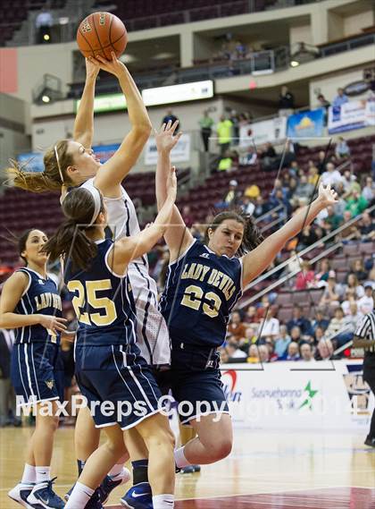 Thumbnail 2 in Old Forge vs. Vincentian Academy (PIAA Class A Final) photogallery.