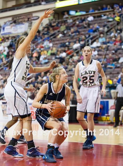 Thumbnail 2 in Old Forge vs. Vincentian Academy (PIAA Class A Final) photogallery.