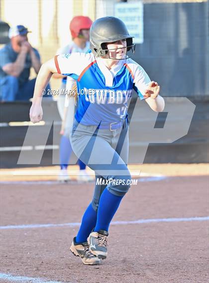 Thumbnail 3 in Camp Verde @ Northwest Christian photogallery.