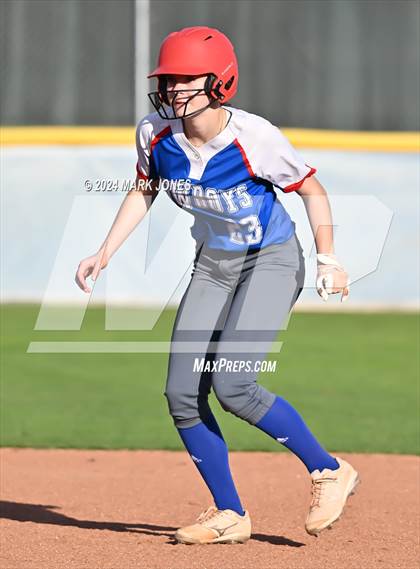 Thumbnail 3 in Camp Verde @ Northwest Christian photogallery.