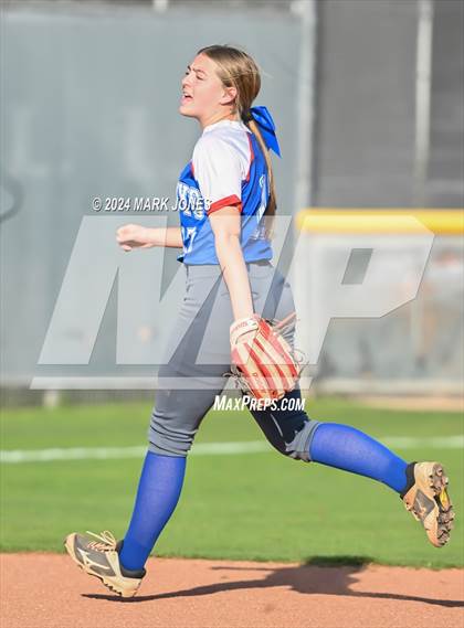 Thumbnail 1 in Camp Verde @ Northwest Christian photogallery.