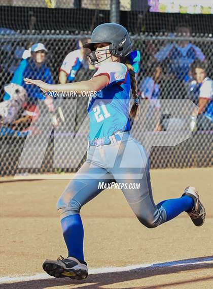 Thumbnail 2 in Camp Verde @ Northwest Christian photogallery.