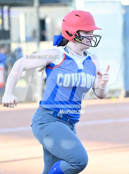 Thumbnail 2 in Camp Verde @ Northwest Christian photogallery.