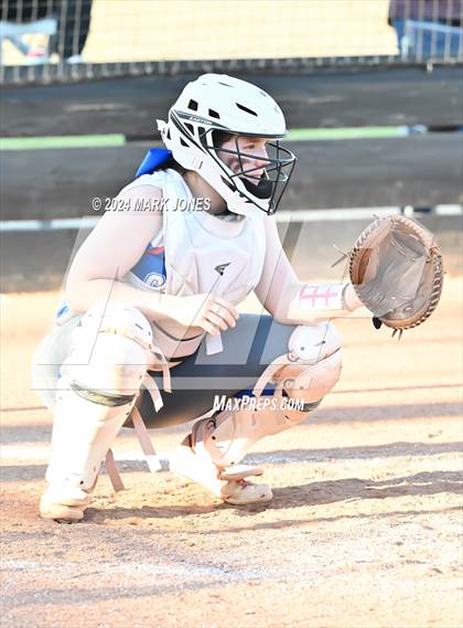 Thumbnail 3 in Camp Verde @ Northwest Christian photogallery.