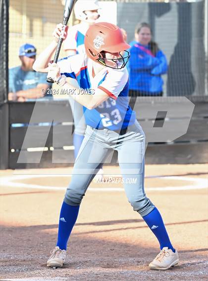 Thumbnail 3 in Camp Verde @ Northwest Christian photogallery.