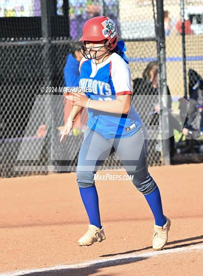 Thumbnail 3 in Camp Verde @ Northwest Christian photogallery.