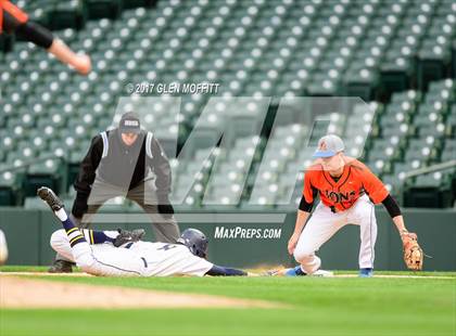 Thumbnail 1 in Auburn Mountainview vs. West Seattle photogallery.
