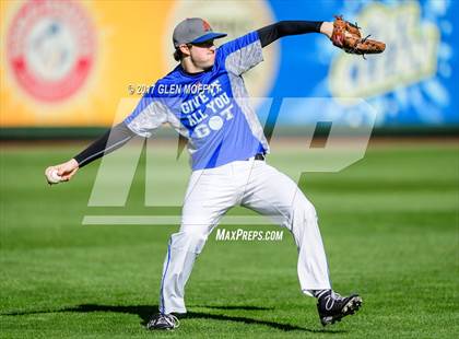 Thumbnail 1 in Auburn Mountainview vs. West Seattle photogallery.