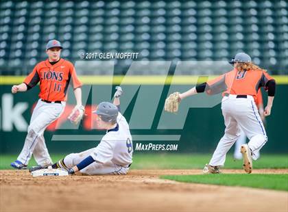 Thumbnail 3 in Auburn Mountainview vs. West Seattle photogallery.