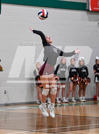 Thumbnail 1 in Thorndale vs. Schulenburg (UIL 2A Region 4 Area Playoff) photogallery.