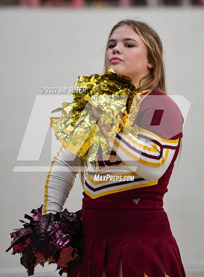 Thumbnail 2 in Thorndale vs. Schulenburg (UIL 2A Region 4 Area Playoff) photogallery.