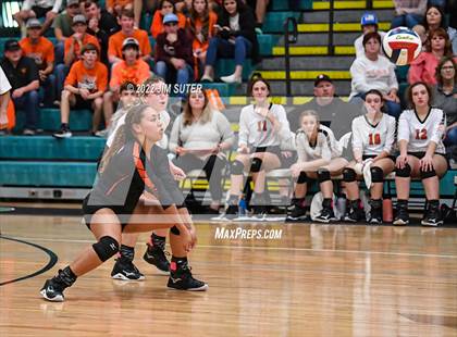 Thumbnail 2 in Thorndale vs. Schulenburg (UIL 2A Region 4 Area Playoff) photogallery.