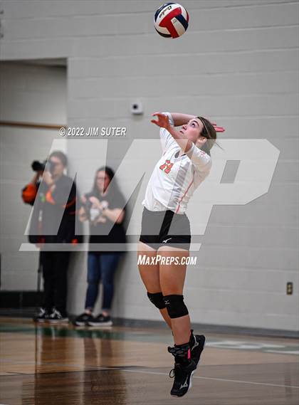 Thumbnail 1 in Thorndale vs. Schulenburg (UIL 2A Region 4 Area Playoff) photogallery.