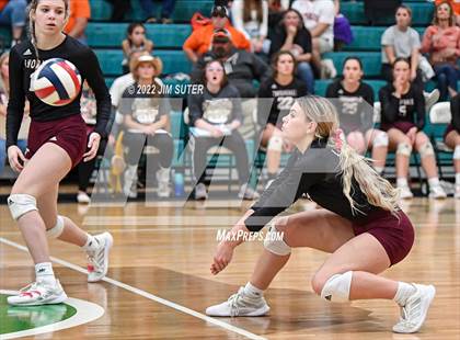 Thumbnail 3 in Thorndale vs. Schulenburg (UIL 2A Region 4 Area Playoff) photogallery.