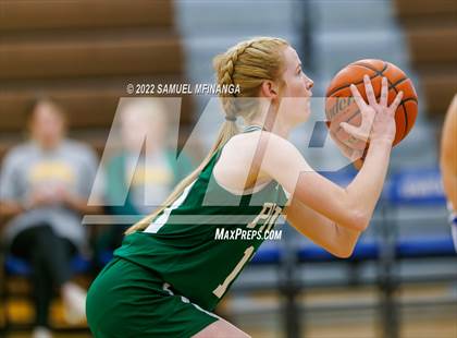 Thumbnail 2 in Pius X @ Lincoln East photogallery.
