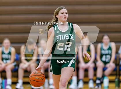 Thumbnail 1 in Pius X @ Lincoln East photogallery.