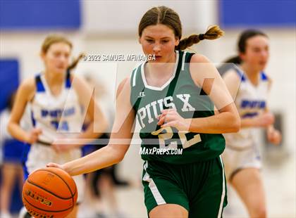 Thumbnail 2 in Pius X @ Lincoln East photogallery.